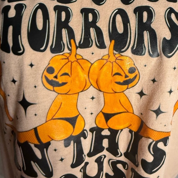 Gildan Halloween Black and Orange Oversized Graphic T-Shirt - Picture 5 of 7